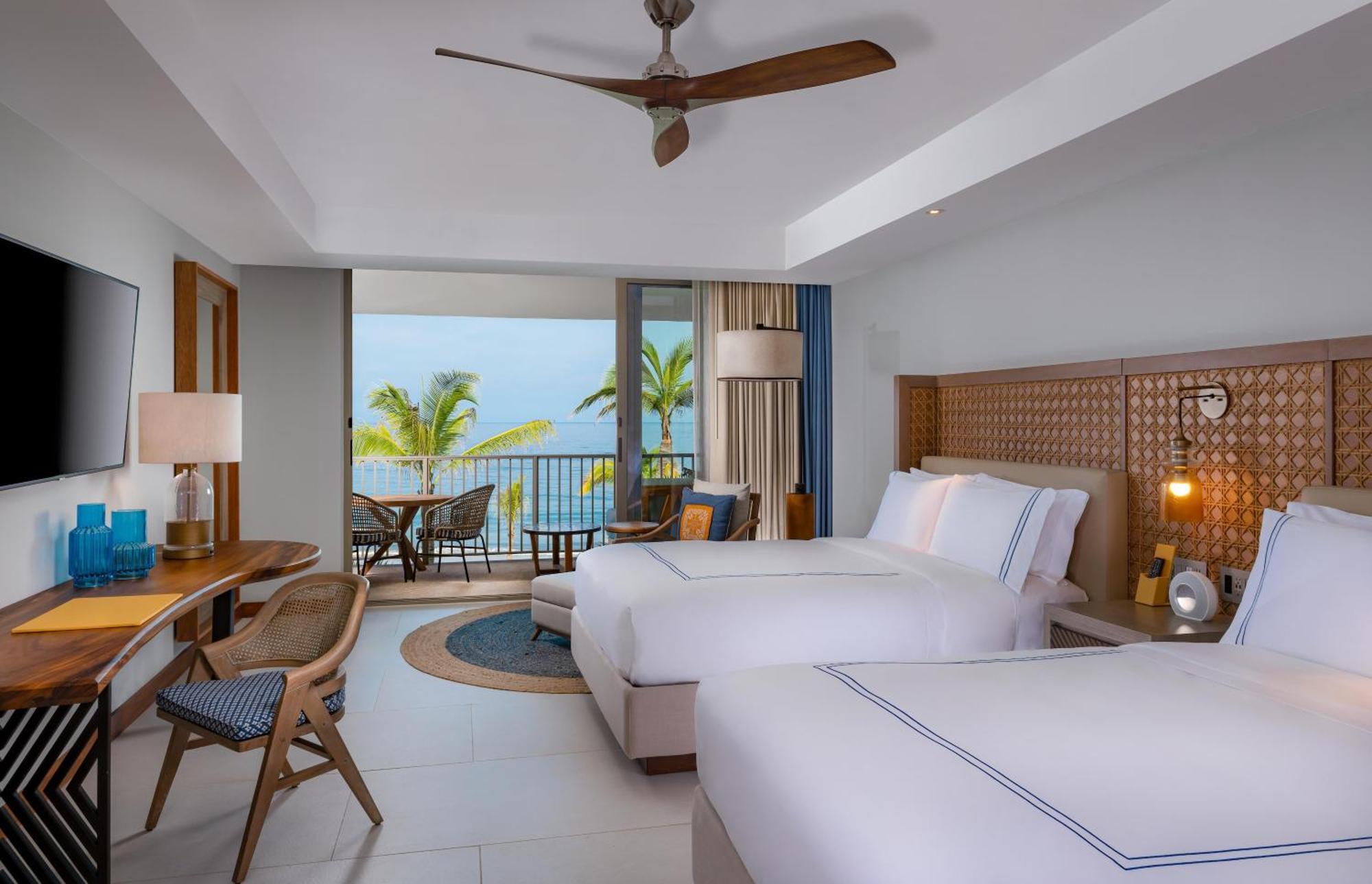 King Room Two Queen Beds Beachfront Plunge Pool,1758805970:JPEG